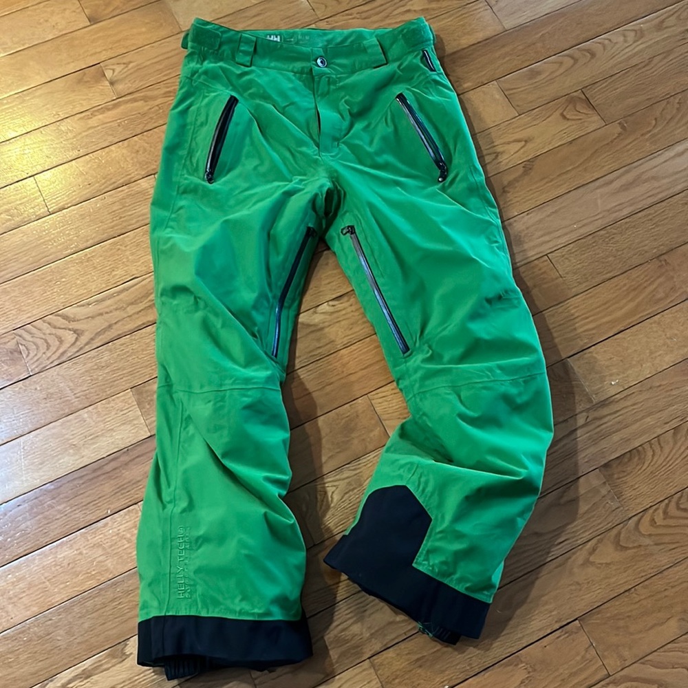 HELLY HANSEN GREEN SNOWBOARD SKIING PANTS SZ MEDIUM FITTED
